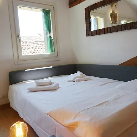 Ca Sabrina - Terrace Overlooking The Rooftops Of Lejlighed Venedig